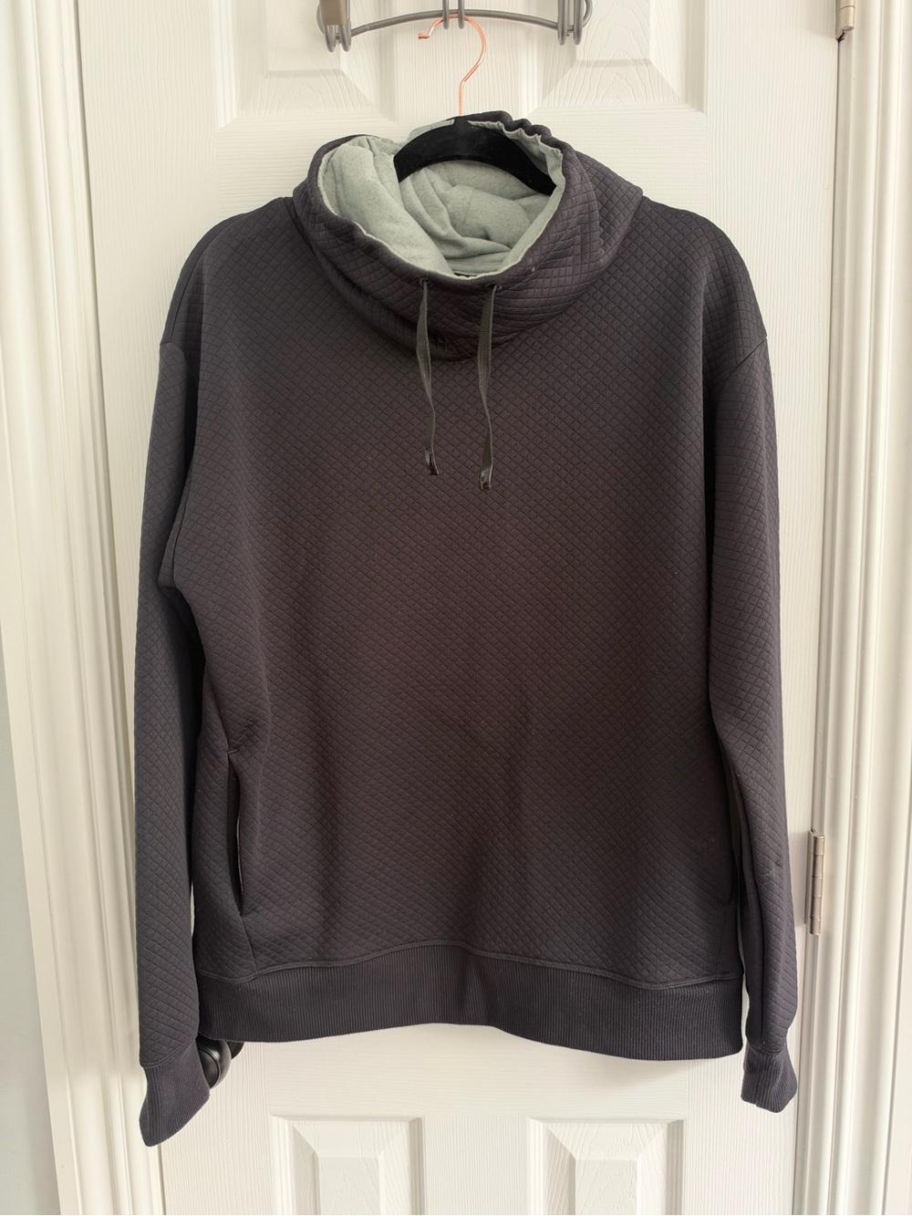 Under Armour Sweatshirt